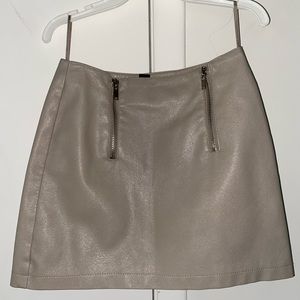 Forever21 Small beige leather skirt with zip up front
